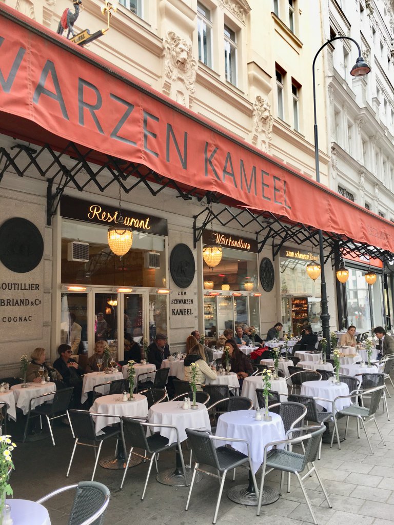 Zum Schwarzen Kameel - awesome spot for eats