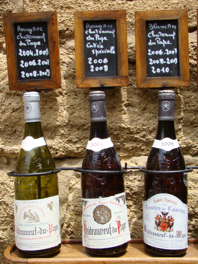 Chateauneuf du Pape characteristic bottle